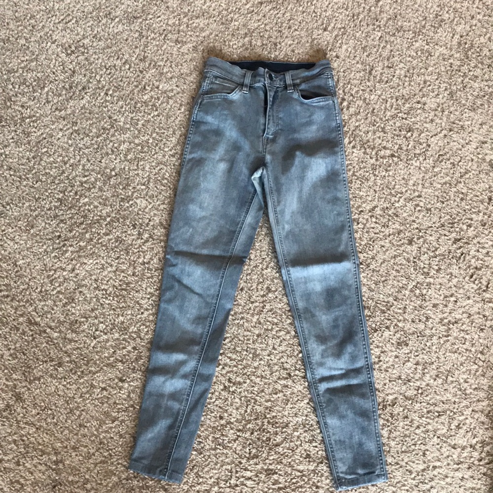 Women’s jeans